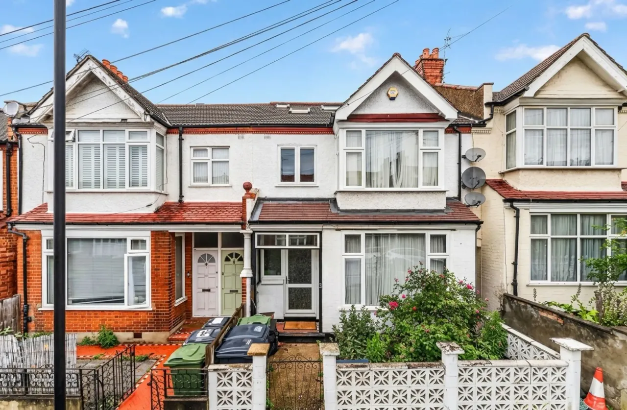 5 bed house for sale, Glencairn Road, London, SW16