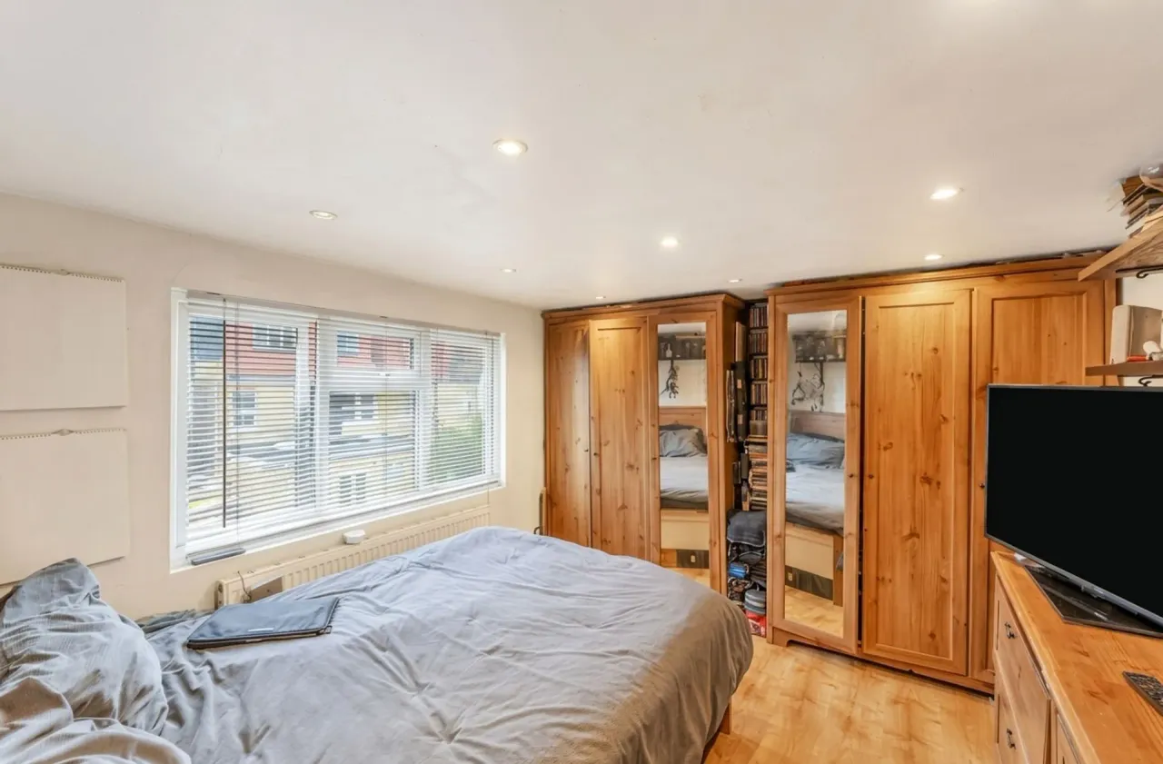 Glencairn Road, London, SW16, photo 15