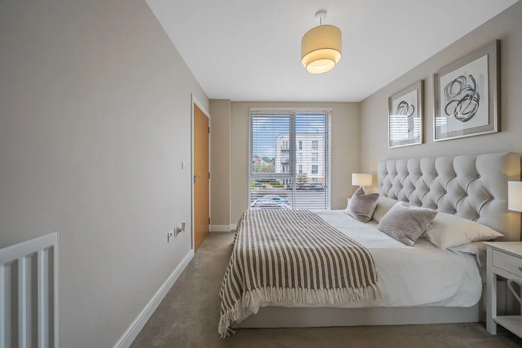 Hawker Drive, Addlestone, KT15, photo 8