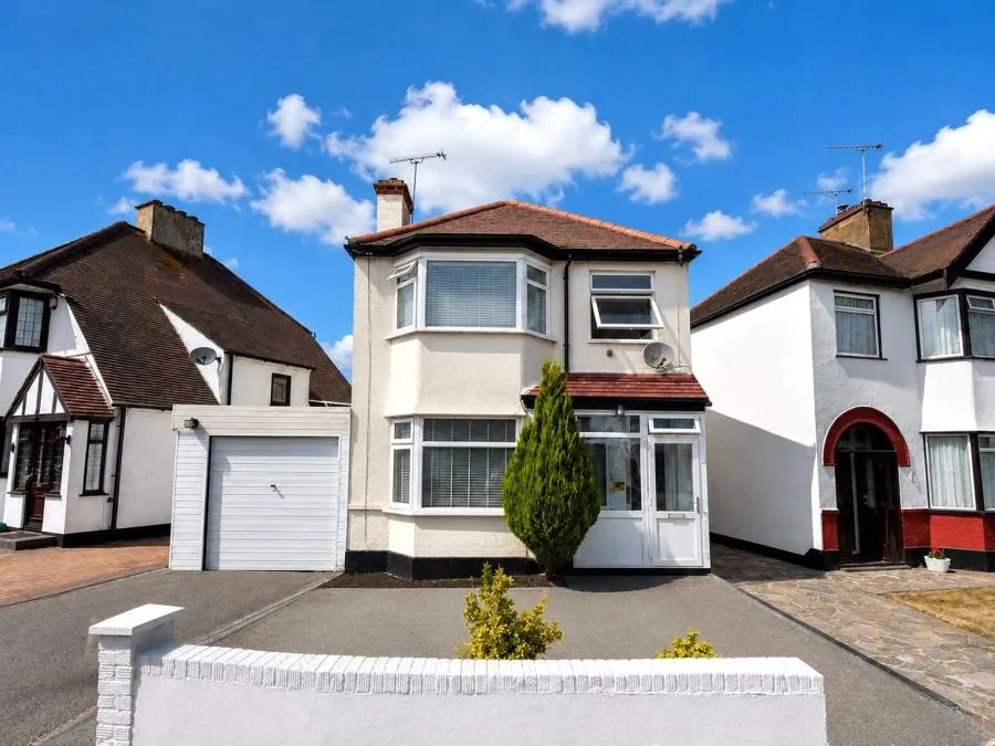 3 bed house for sale, St. Lukes Road, Southend-on-Sea, SS2