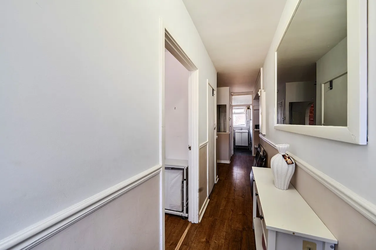 Woodhouse Road, London, N12, photo 7