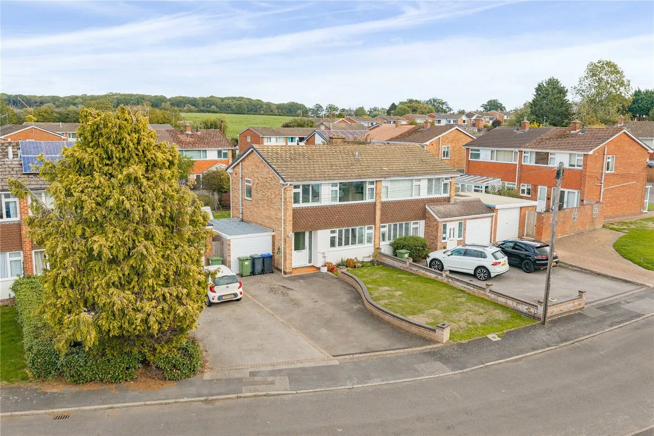 3 bed house for sale, Knightley Close, Leamington Spa, CV32