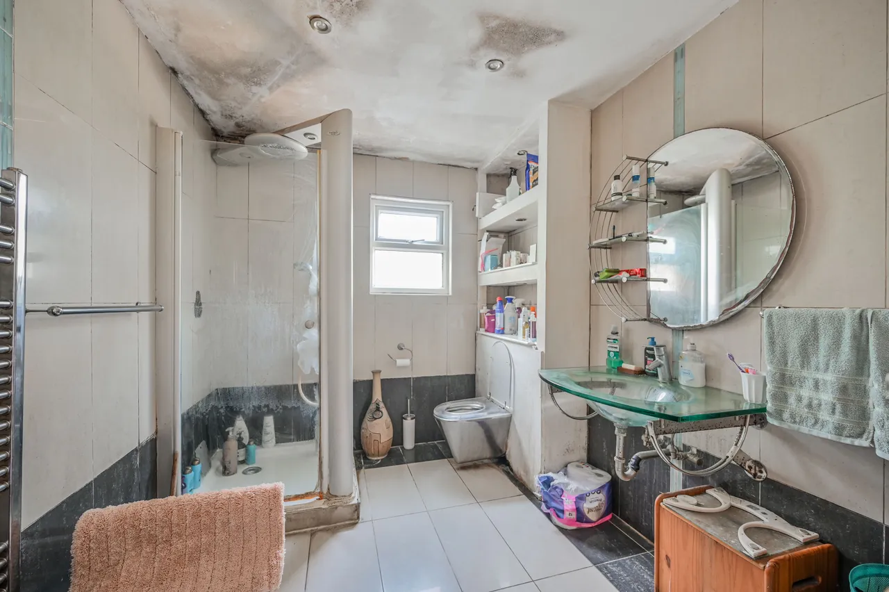 47 Avondale Road, London, photo 7