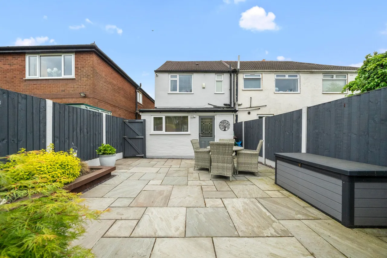 Vista Road, Newton-Le-Willows, Newton-Le-Willows, WA12 9EE, photo 16