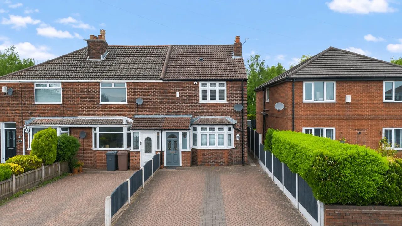 2 bed house for sale — Vista Road, Newton-Le-Willows, Newton-Le-Willows, WA12 9EE