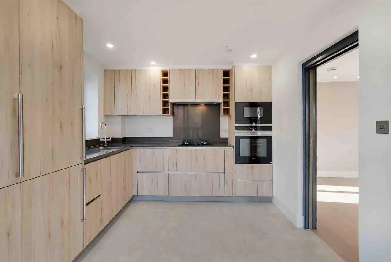 Fitzjohns Avenue, London, photo 9
