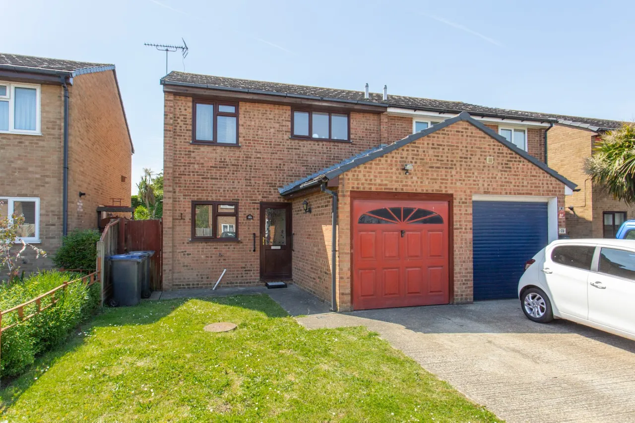 3 bed house for sale, Peartree Road, Herne Bay, CT6