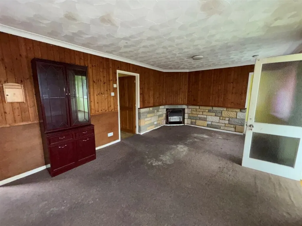 Beech Road, NEWPORT, photo 9