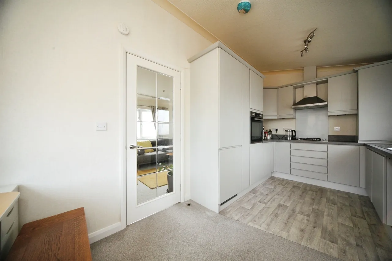 Beechwood Park, Caddington, LU1, photo 4