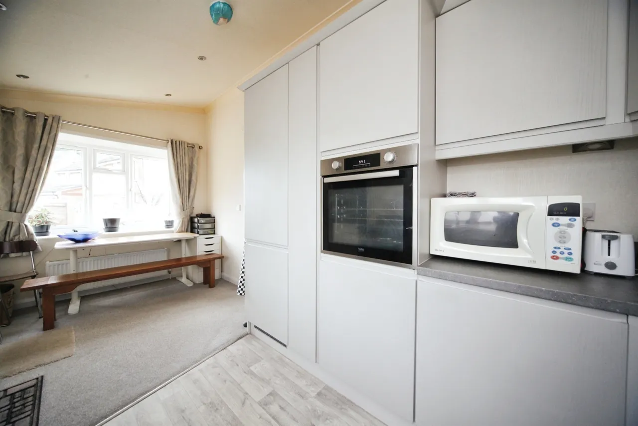 Beechwood Park, Caddington, LU1, photo 2