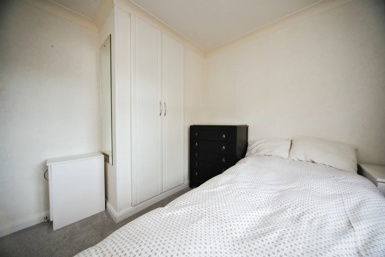 Beechwood Park, Caddington, LU1, photo 11
