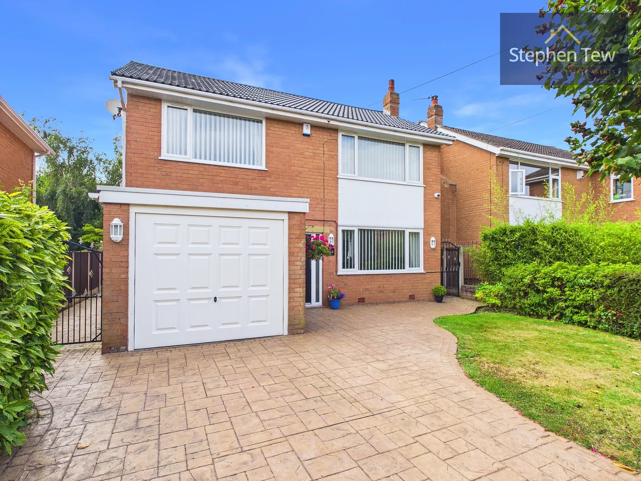 3 bed house for sale, Alder Grove, Poulton-Le-Fylde, FY6