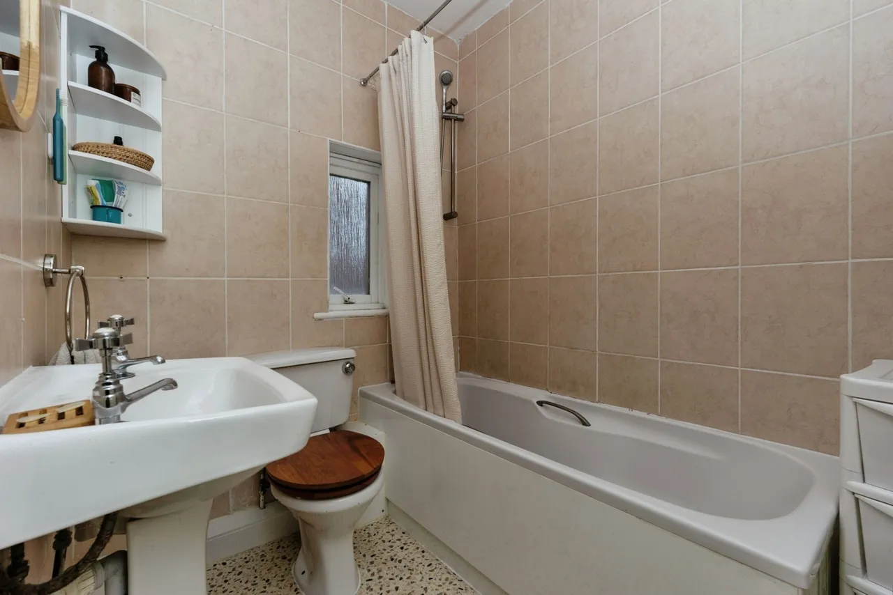 Claremont Road, Manchester, Greater Manchester, M14, photo 9