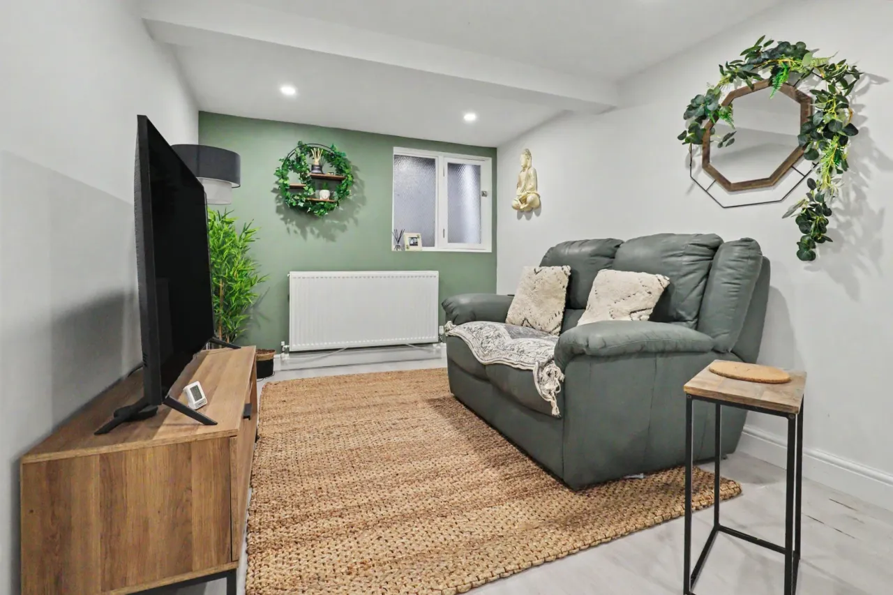 Rowley Bank, Stafford, photo 10