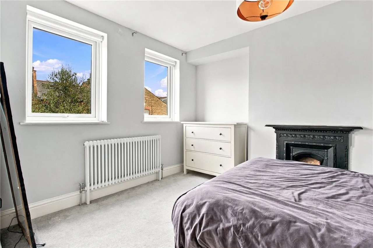 Dafforne Road, London, SW17, photo 5