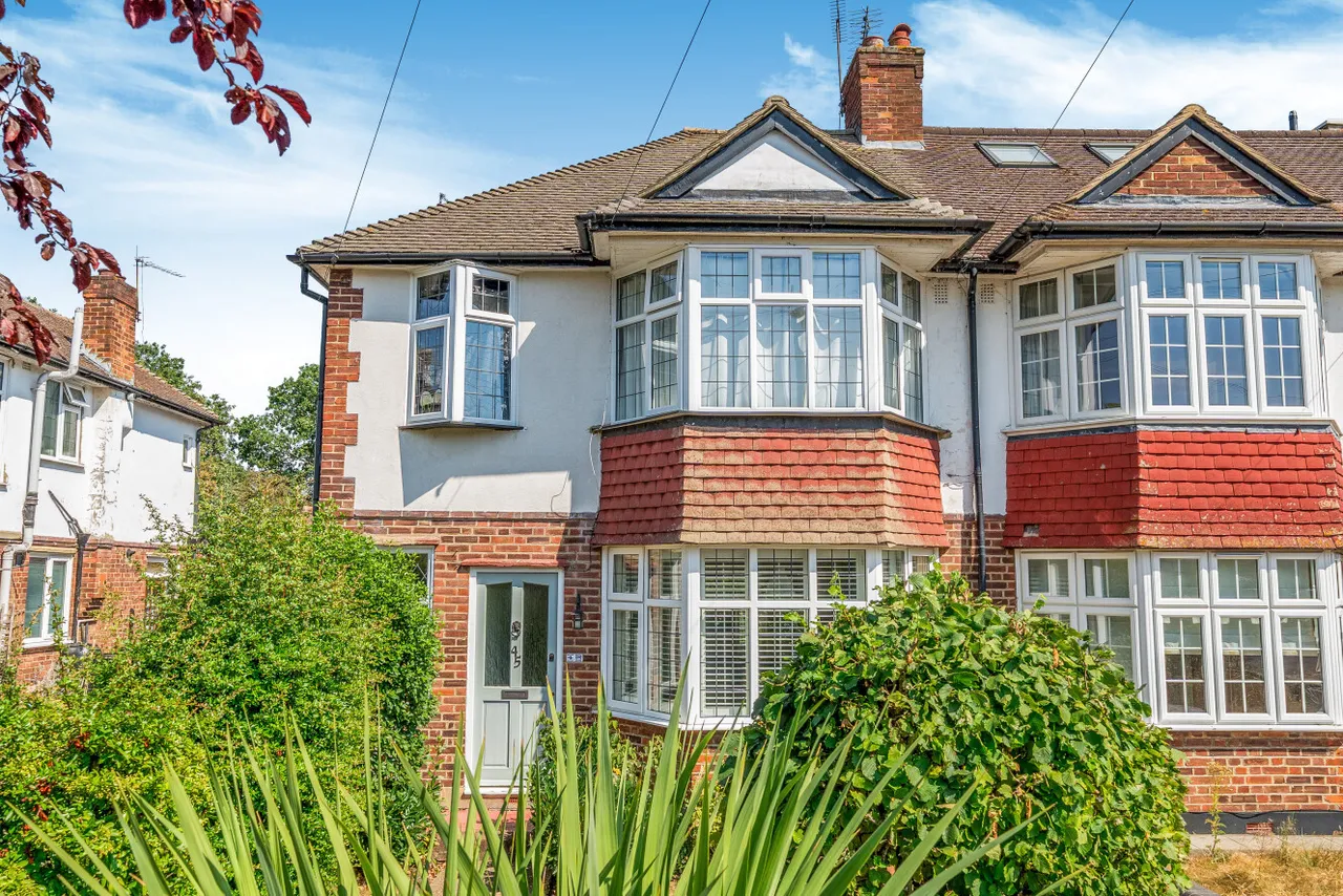 1 bed flat for sale — Vale Crescent, Kingston Vale, London, SW15