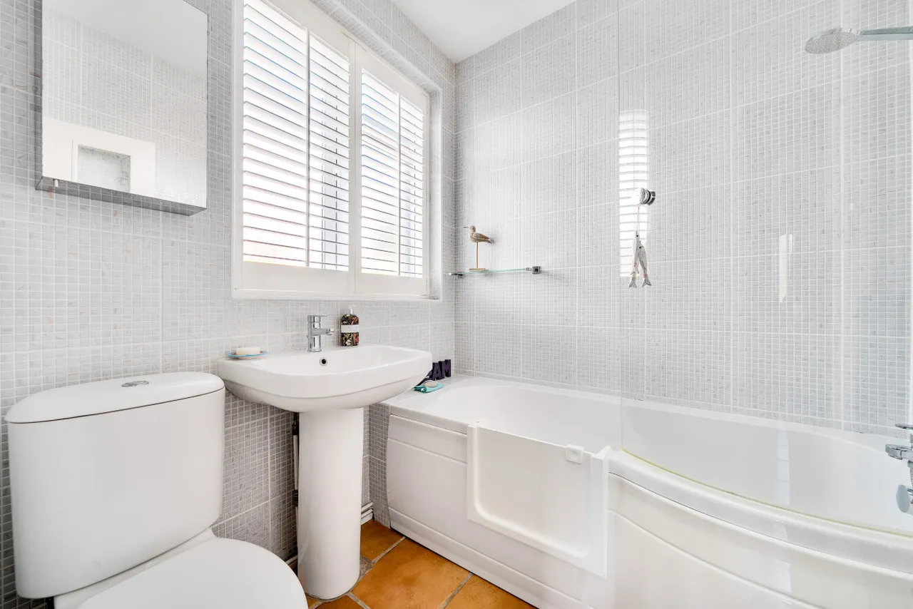 Vale Crescent, Kingston Vale, London, SW15, photo 6