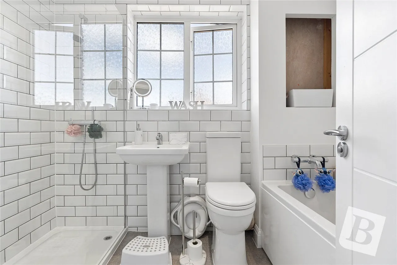 Belmont Avenue, Wickford, SS12, photo 12