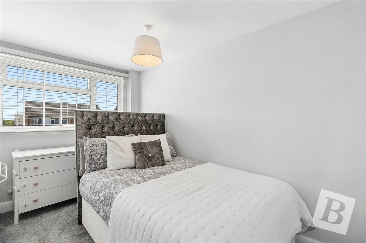 Belmont Avenue, Wickford, SS12, photo 8