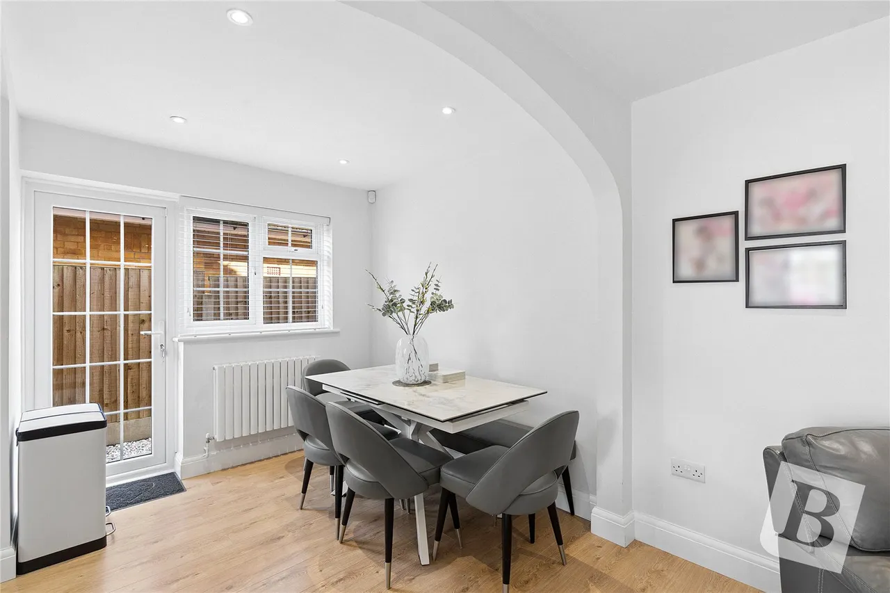 Belmont Avenue, Wickford, SS12, photo 3