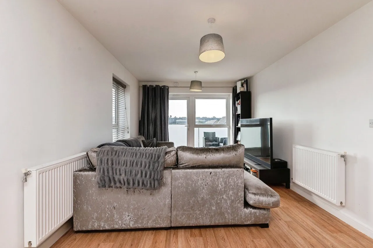 Colliford Road, West Thurrock, RM20, photo 8
