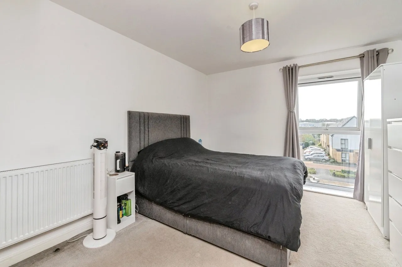 Colliford Road, West Thurrock, RM20, photo 13