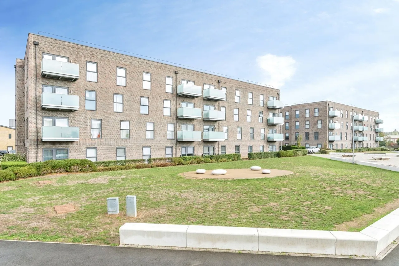 Colliford Road, West Thurrock, RM20, photo 17