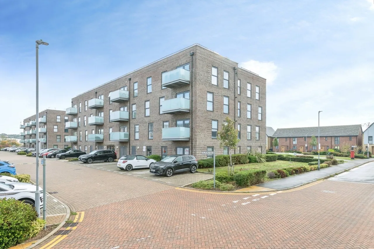 Colliford Road, West Thurrock, RM20, photo 18