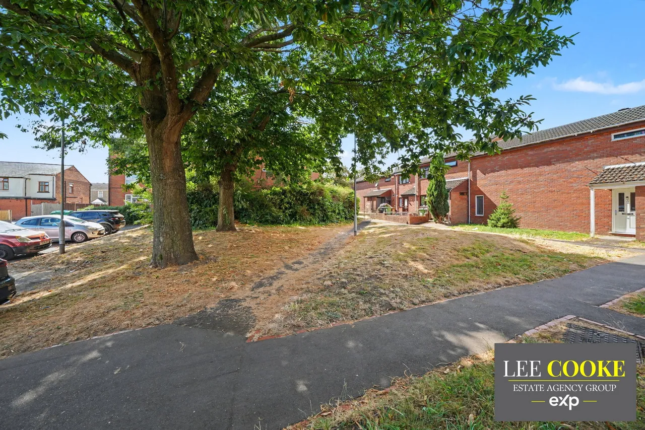 Bellman Close, Darlaston, WS10 8UR, photo 6