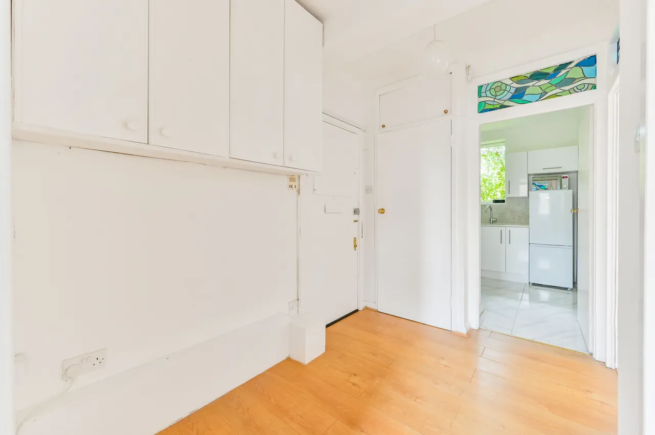 3 Ascot Lodge, Greville Place, London, photo 5