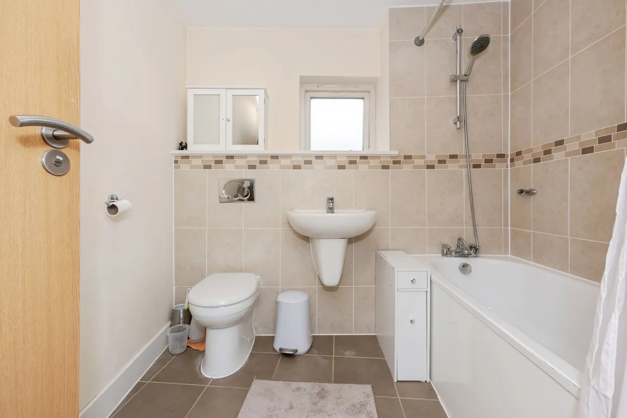 5 Southfields Green, Gravesend, photo 6