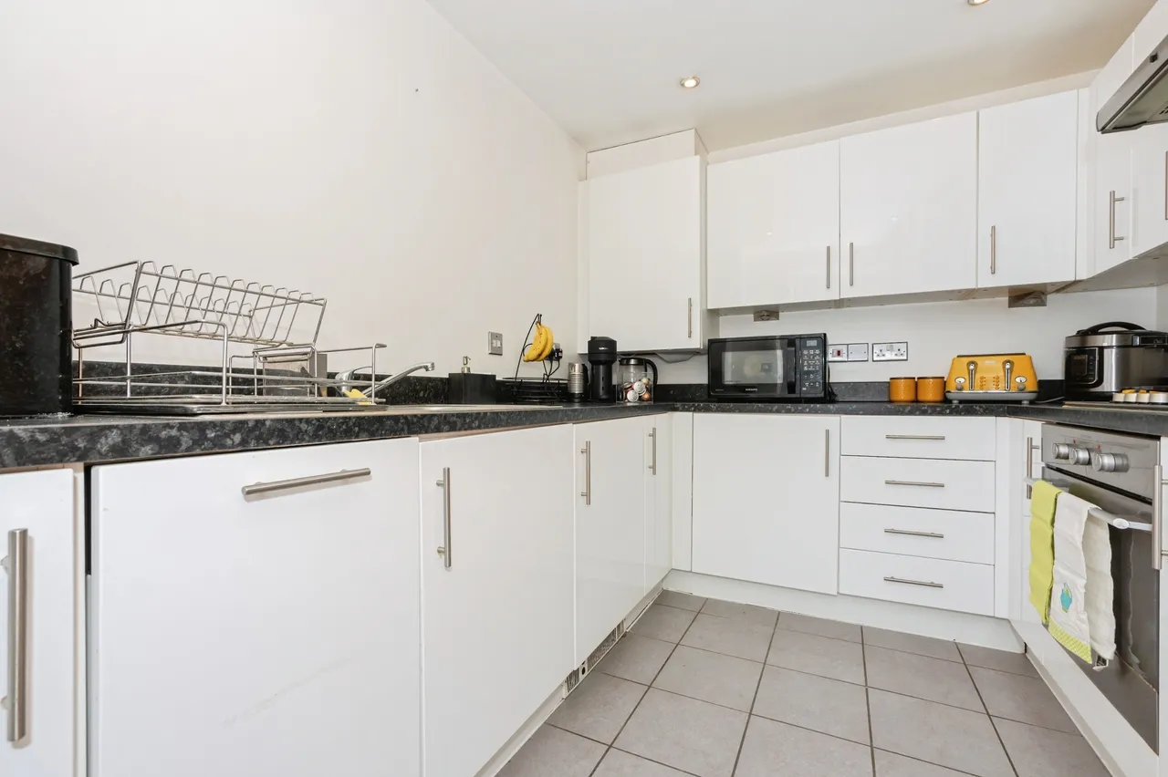 5 Southfields Green, Gravesend, photo 8