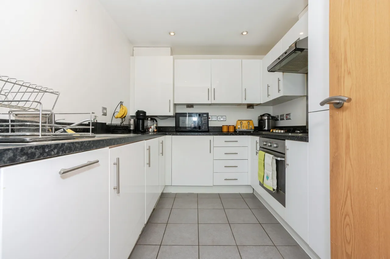 5 Southfields Green, Gravesend, photo 7
