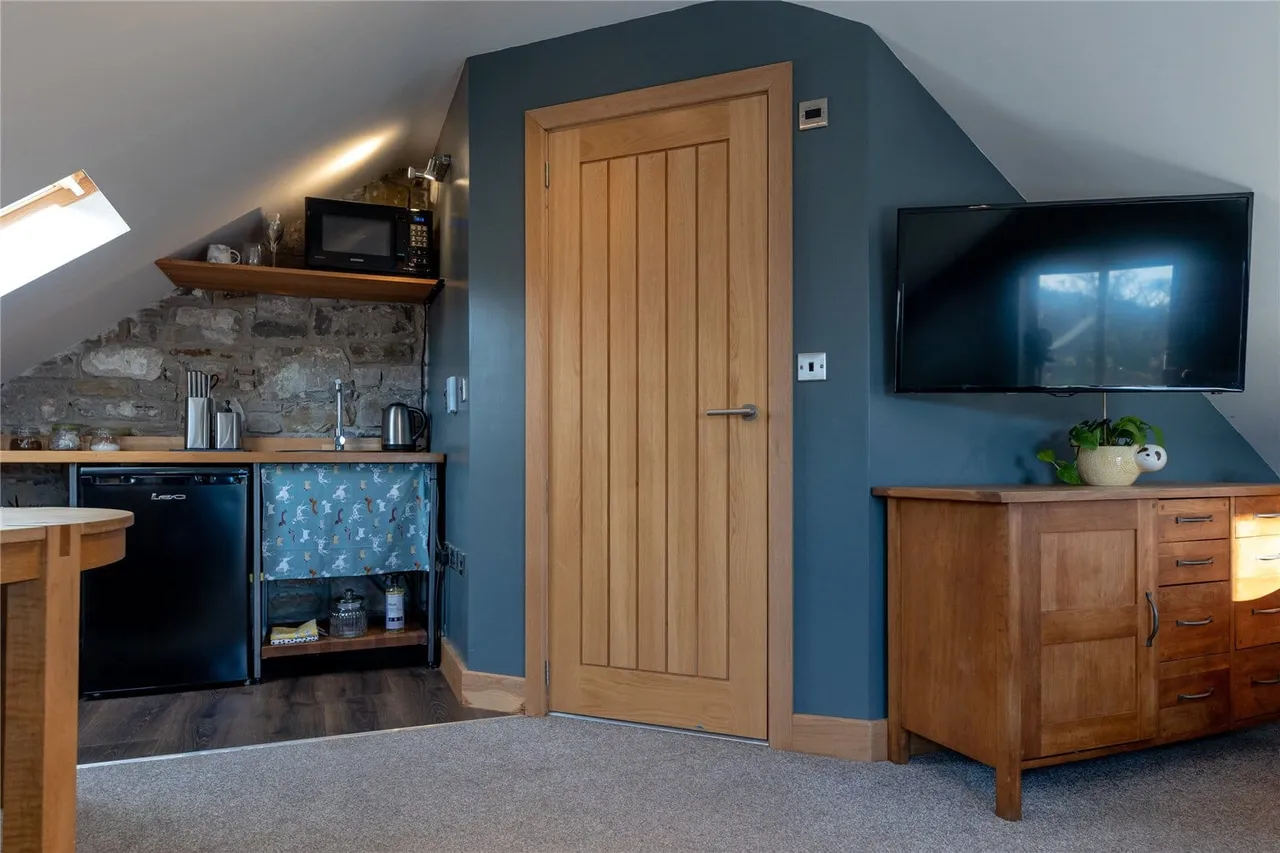 The Barn, Trelogan, Flintshire, CH8 9BE, photo 38