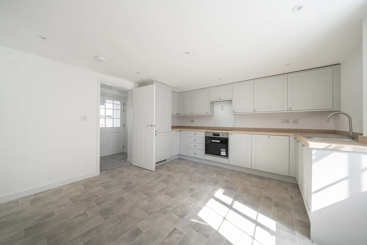 Church End, Newton Longville, MK17, photo 3