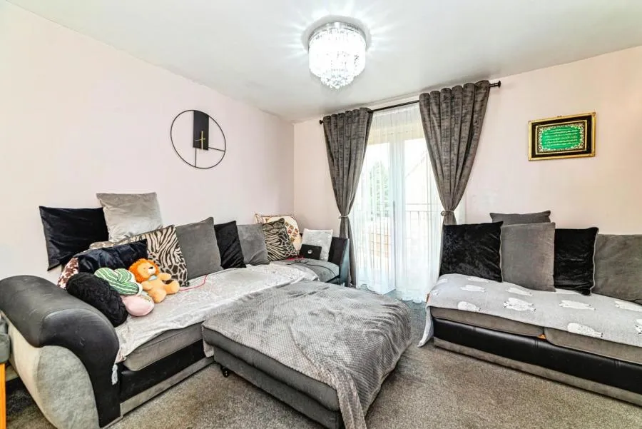 Peggs Way, Basingstoke, RG24, photo 5