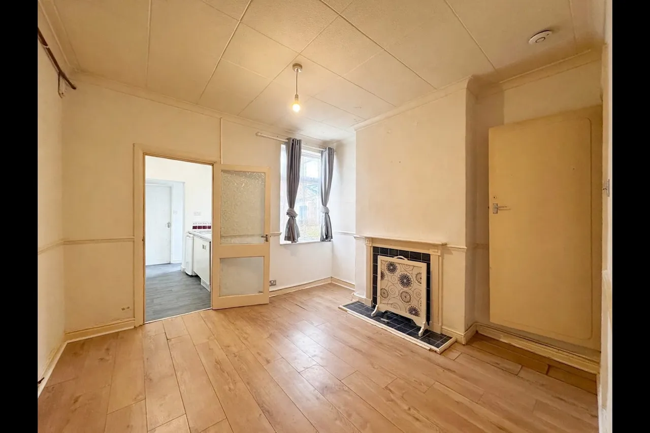 Francis Grove, Nottingham, NG6, photo 5
