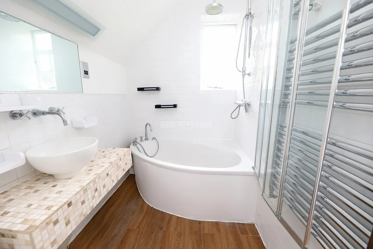 Brookland Close, Hampstead Garden Suburb, NW11, photo 8