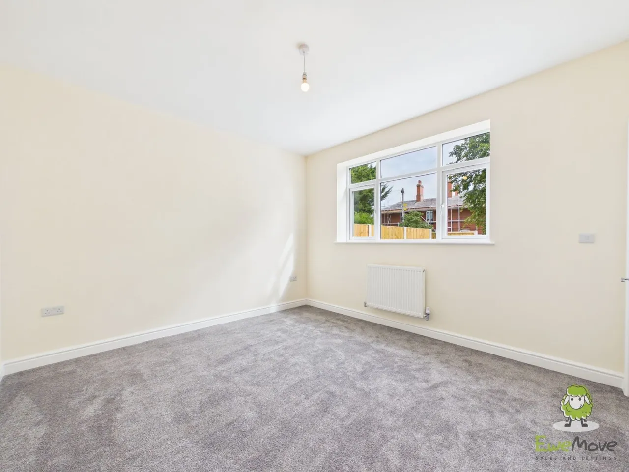 Sunny View Holt Road, Cross Lanes, LL13, photo 8