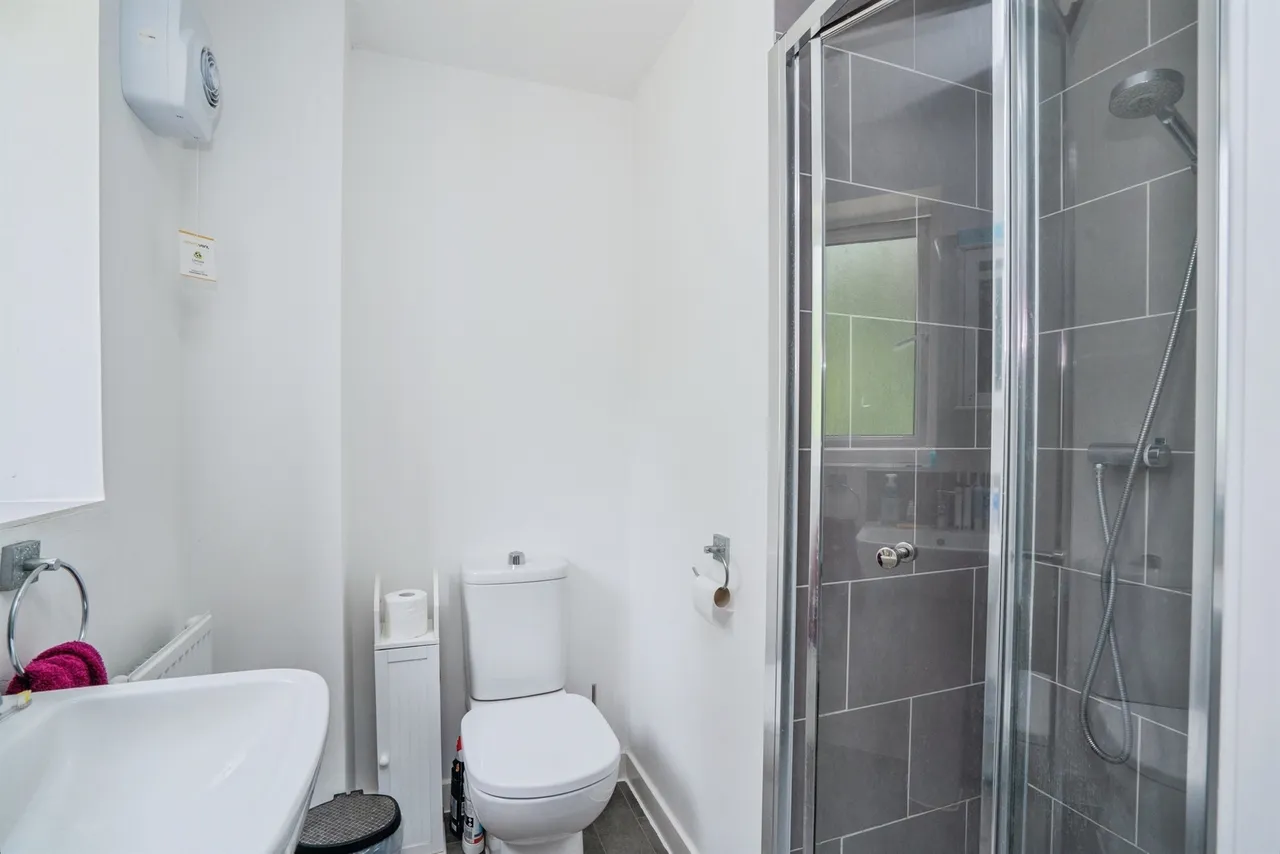 Taylor Close, Waterlooville, PO7, photo 14