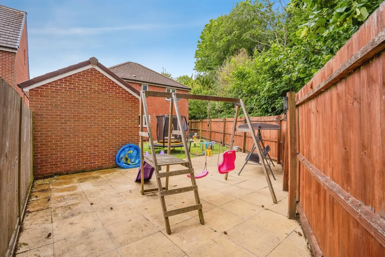 Taylor Close, Waterlooville, PO7, photo 22