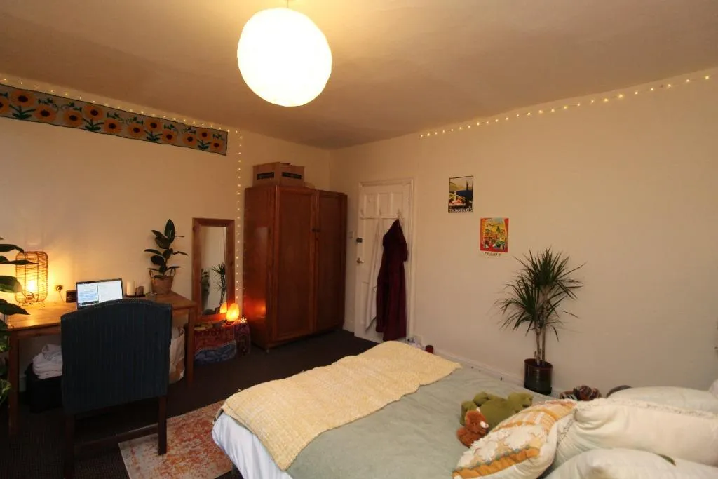 Harrington Drive, Lenton, NG7, photo 12