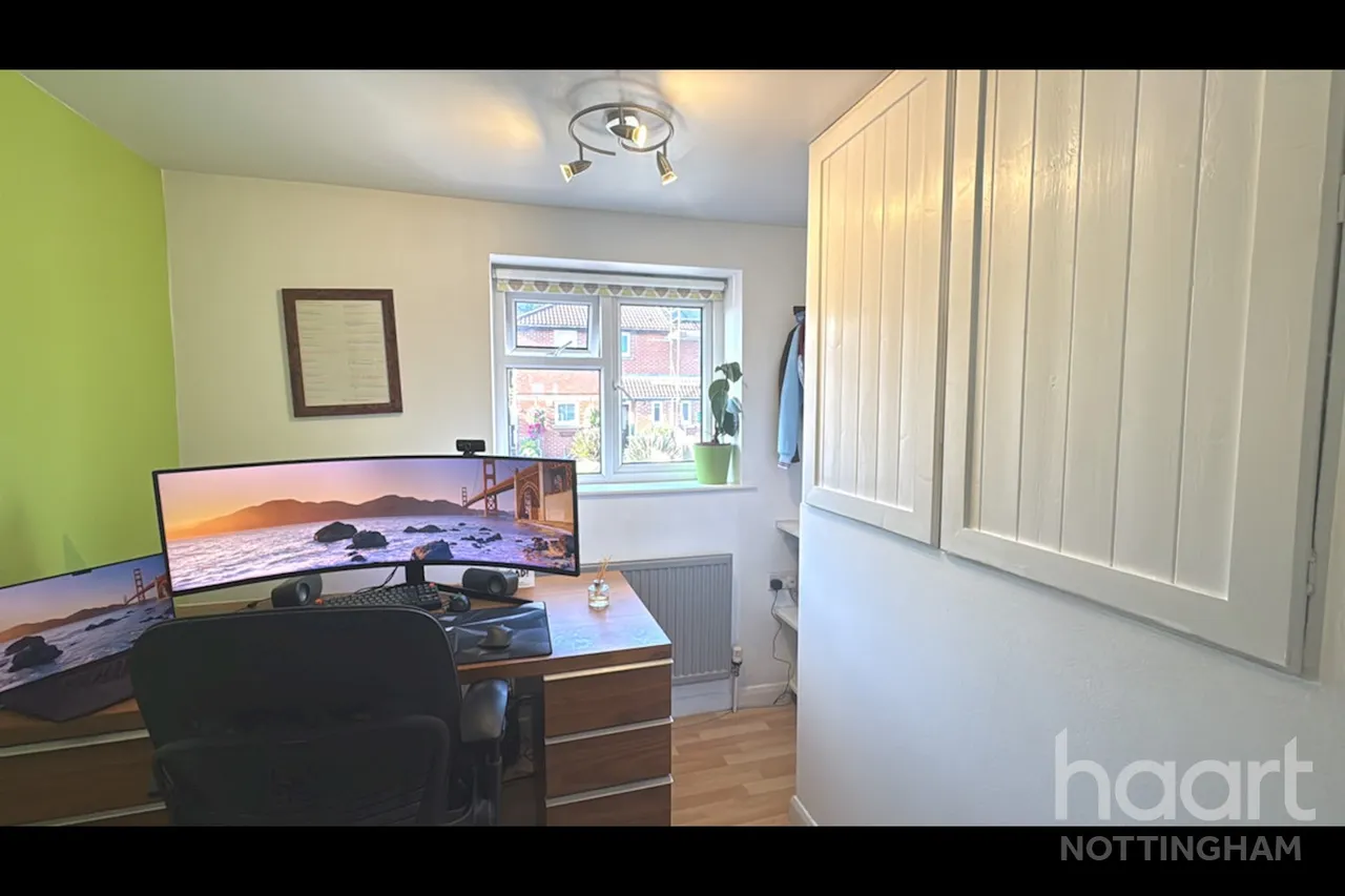Fraser Square, Carlton, NG4, photo 12