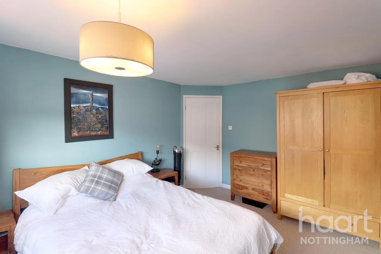 Fraser Square, Carlton, NG4, photo 10