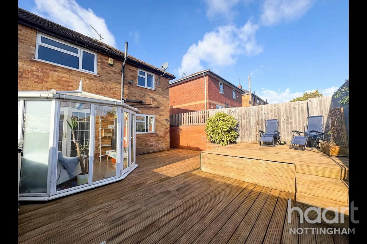 Fraser Square, Carlton, NG4, photo 17