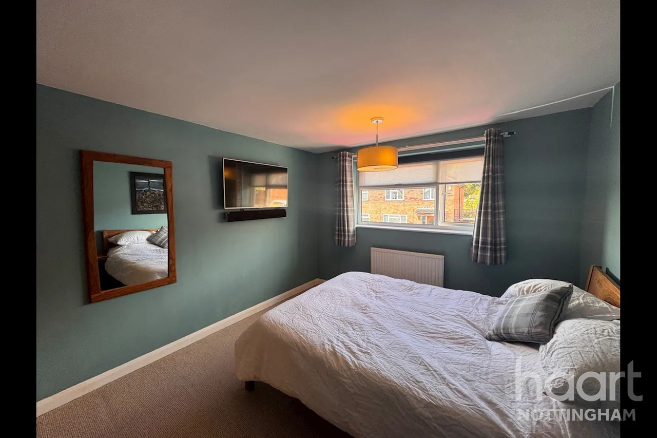 Fraser Square, Carlton, NG4, photo 11