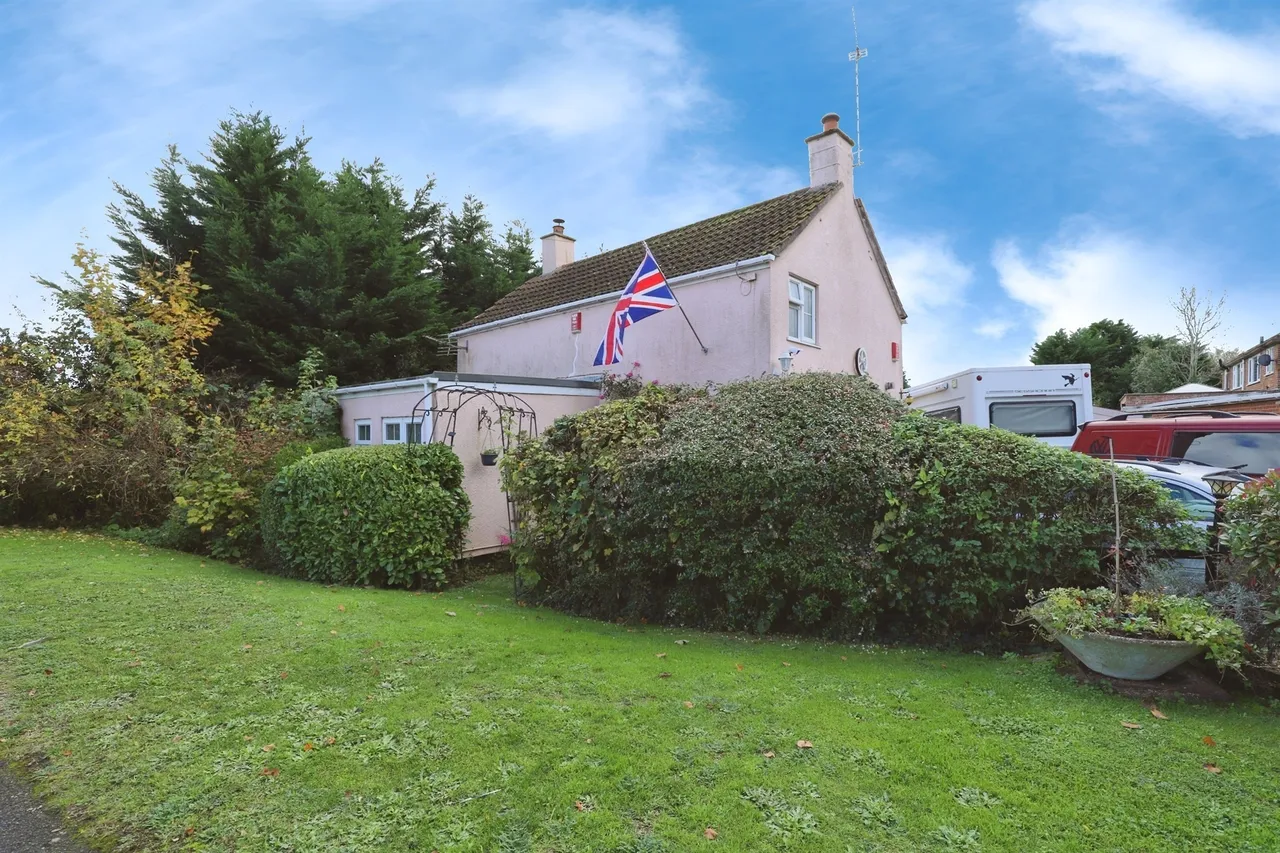 2 bed house for sale — Horsepit Lane, Pinchbeck, Spalding