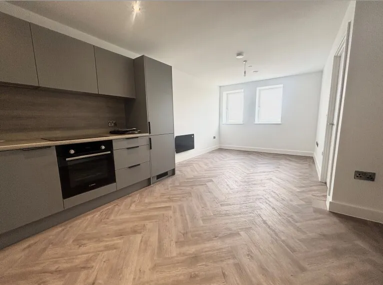 Coventry Road, B26, photo 3