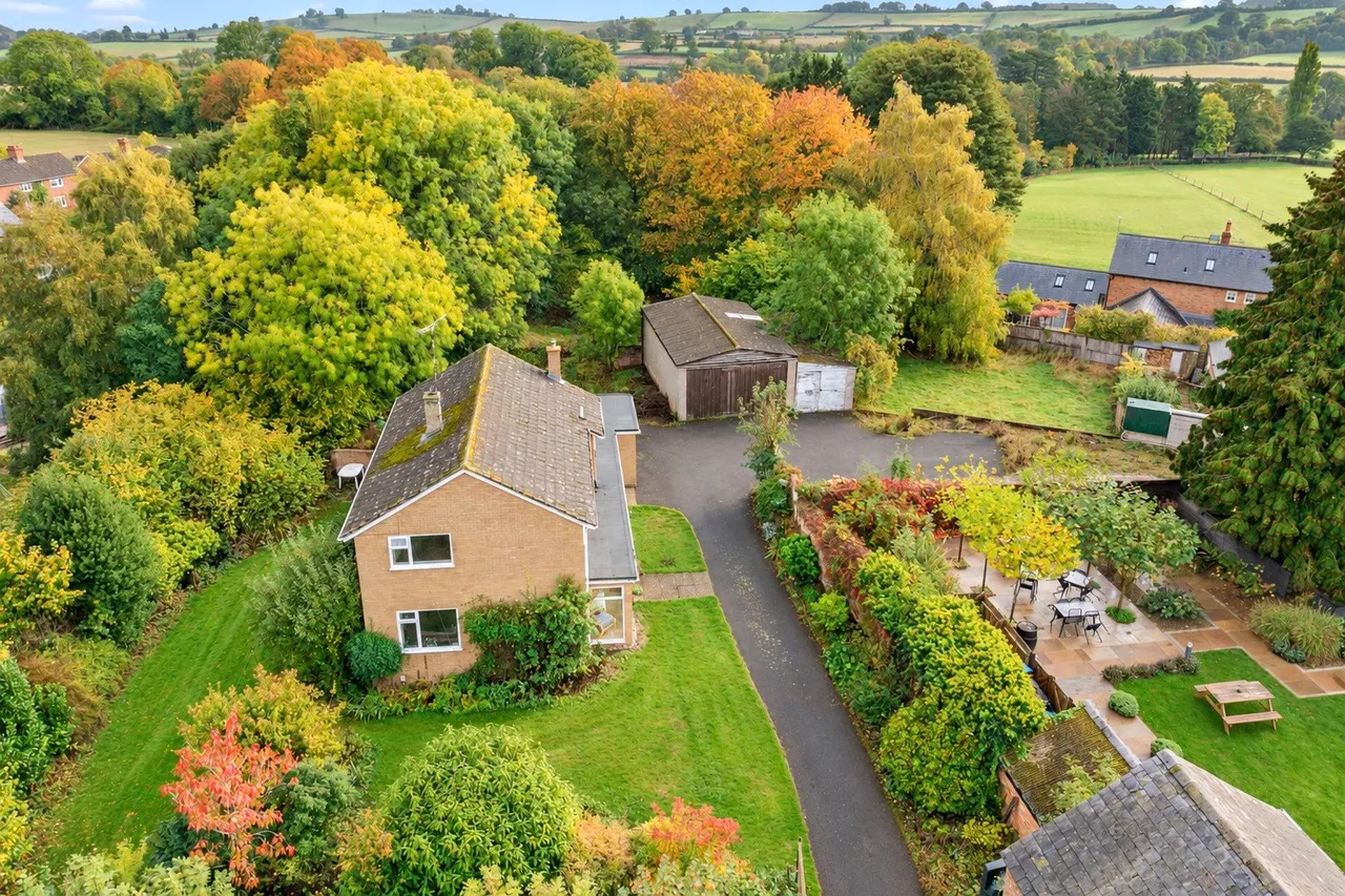 4 bed property for sale, Bethel Lane, Everdon, NN11