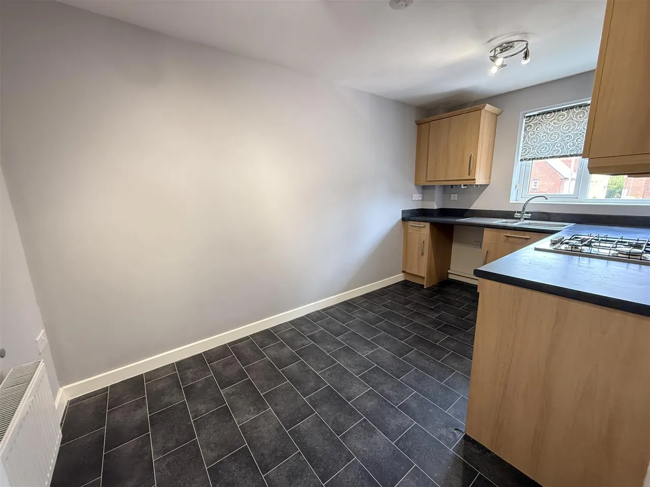 Jeque Place, Burton-On-Trent, DE13, photo 3